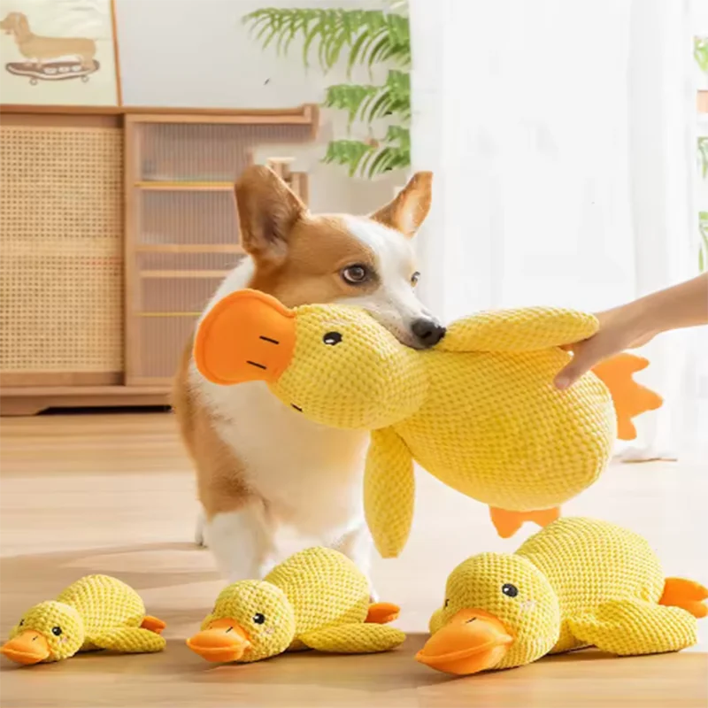 Hug Duck Dog Toy – Anxiety Relief & Boredom Buster for Small Dogs (Soft Fleece Squeaky Toy for Cuddling & Interactive Play)